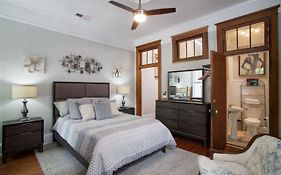 101 E Waldburg - Cozy Cottage Just Off Of Forsyth Park